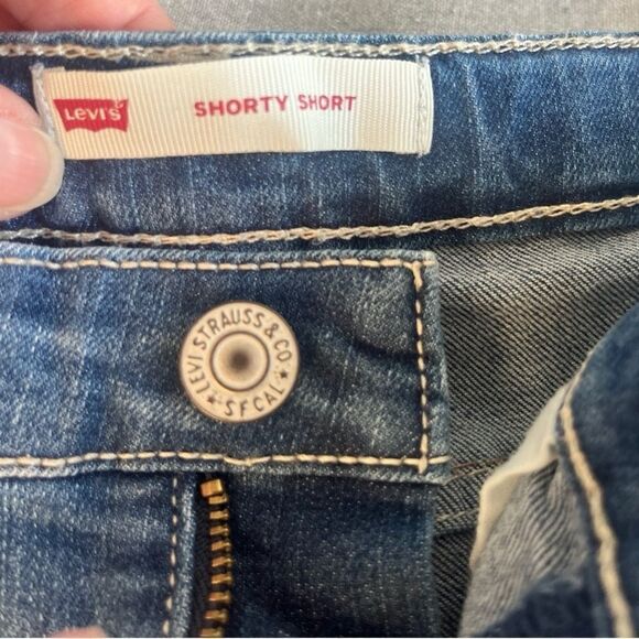 Levi's Shorty Shorts Embroidered Jean Shorts Girls 16 Regular Blue - Picture 5 of 11